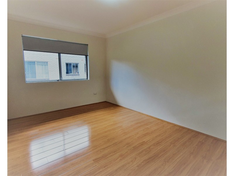 10/3 Pitt Street, Parramatta NSW 2150