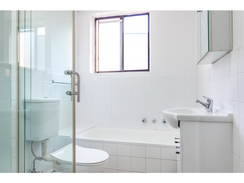 6/66 Neil Street, Merrylands NSW 2160