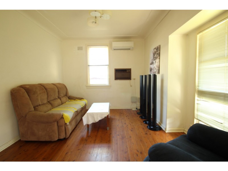 1 Gladys St, Seven Hills NSW 2147