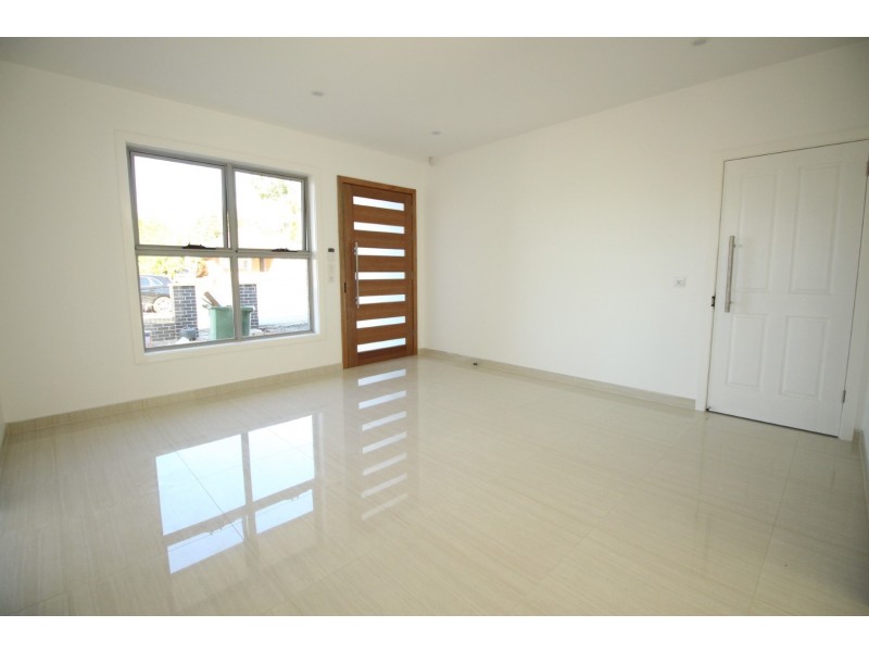 105 Gladstone St, Cabramatta NSW 2166