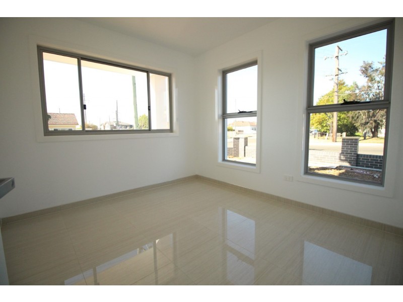 105 Gladstone St, Cabramatta NSW 2166