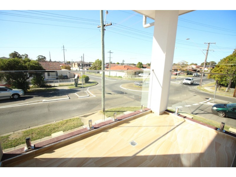 105 Gladstone St, Cabramatta NSW 2166