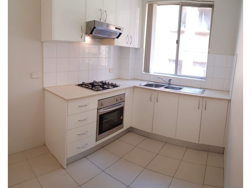 2/16 First Avenue, Eastwood NSW 2122