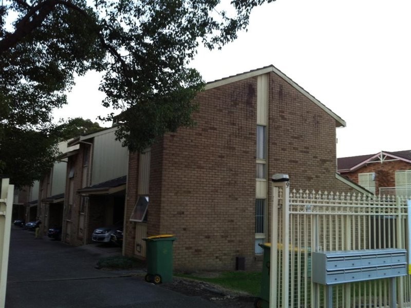 10/9 Gilbert Street, Cabramatta NSW 2166