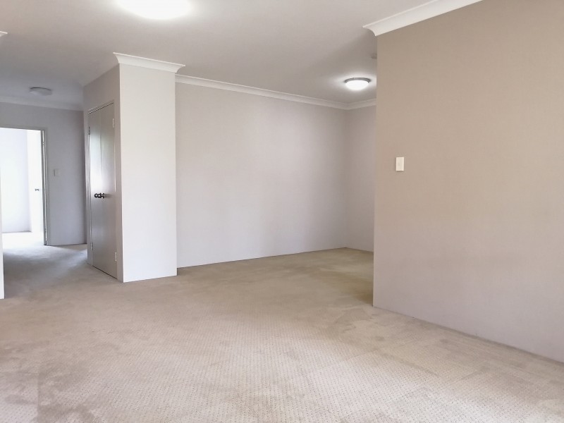 12/1-23 Lancaster Drive, Marsfield NSW 2122