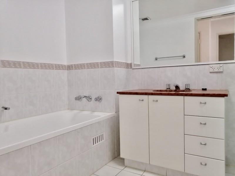 12/1-23 Lancaster Drive, Marsfield NSW 2122