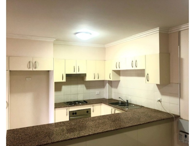 16/16 fifth Ave, Blacktown NSW 2148