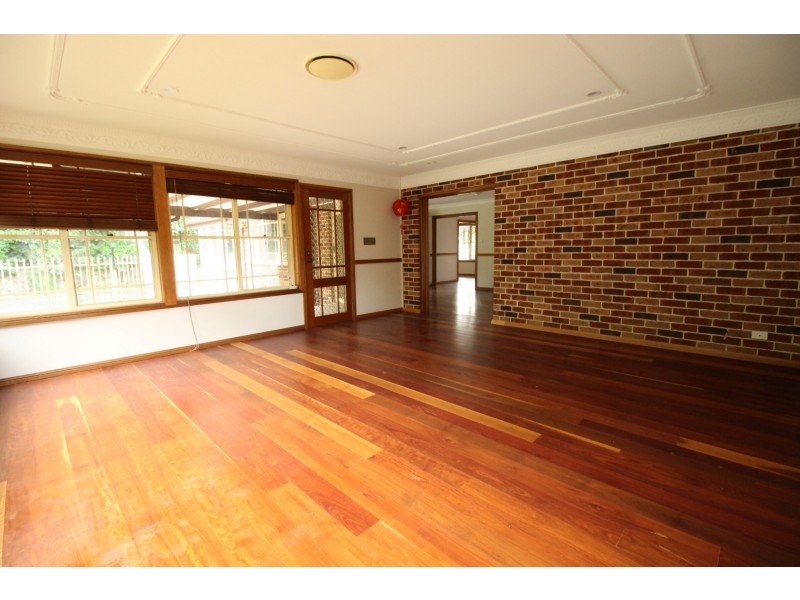 3 Bowen Cl, Cherrybrook NSW 2126