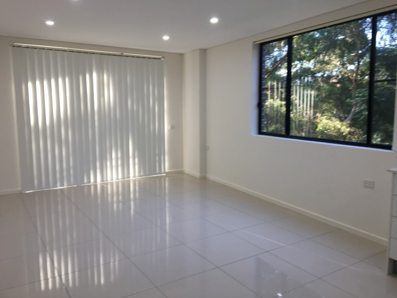 24/8-12 Linden St, Toongabbie NSW 2146