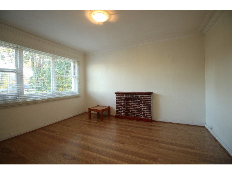 32 Myra Ave, Ryde NSW 2112