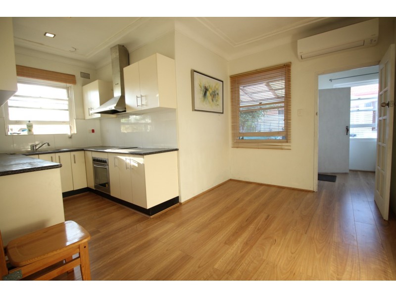 32 Myra Ave, Ryde NSW 2112