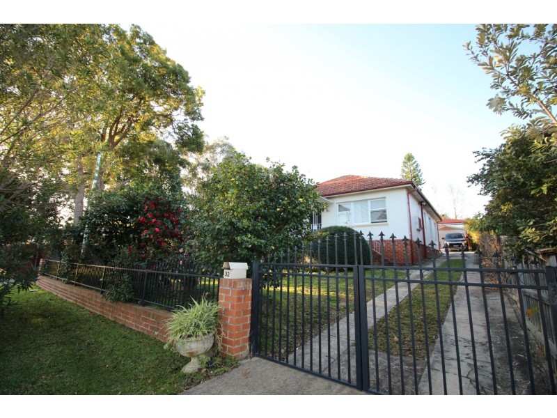 32 Myra Ave, Ryde NSW 2112