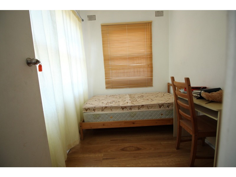 32 Myra Ave, Ryde NSW 2112