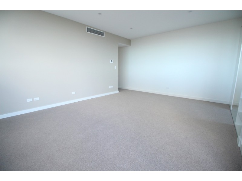 2401/1 Boys Ave, Blacktown NSW 2148