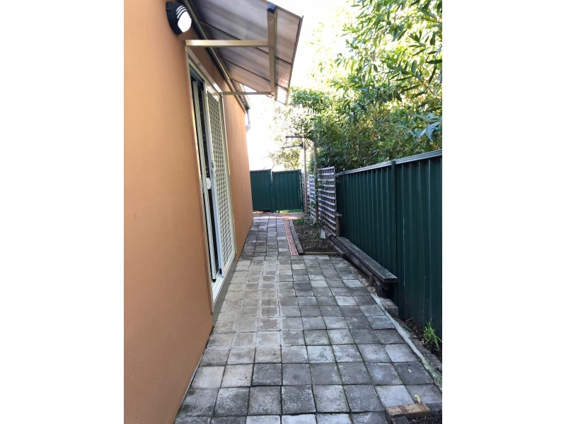 2/151A Kissing Point Road, Dundas NSW 2117