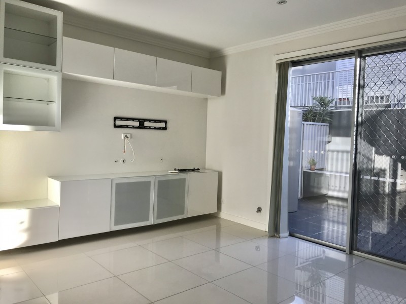 8/16 MARSDEN ROAD, Ermington NSW 2115