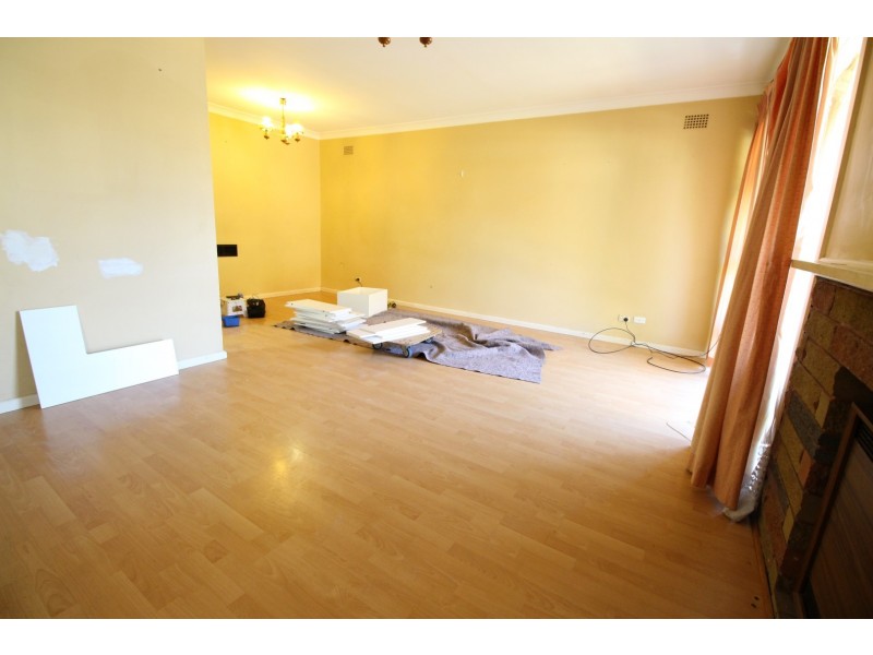 7 Moss Street, Northmead NSW 2152