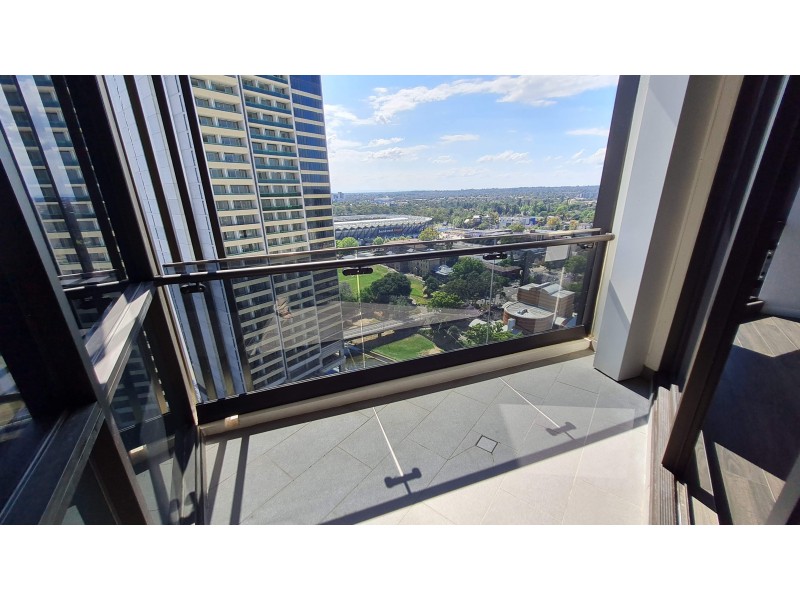 2207/330 Church Street, Parramatta NSW 2150