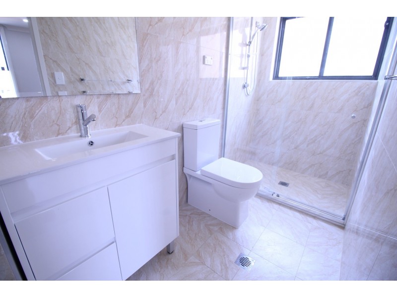 18/2-4 Amos St, Westmead NSW 2145