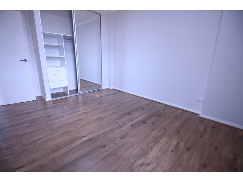 18/2-4 Amos St, Westmead NSW 2145