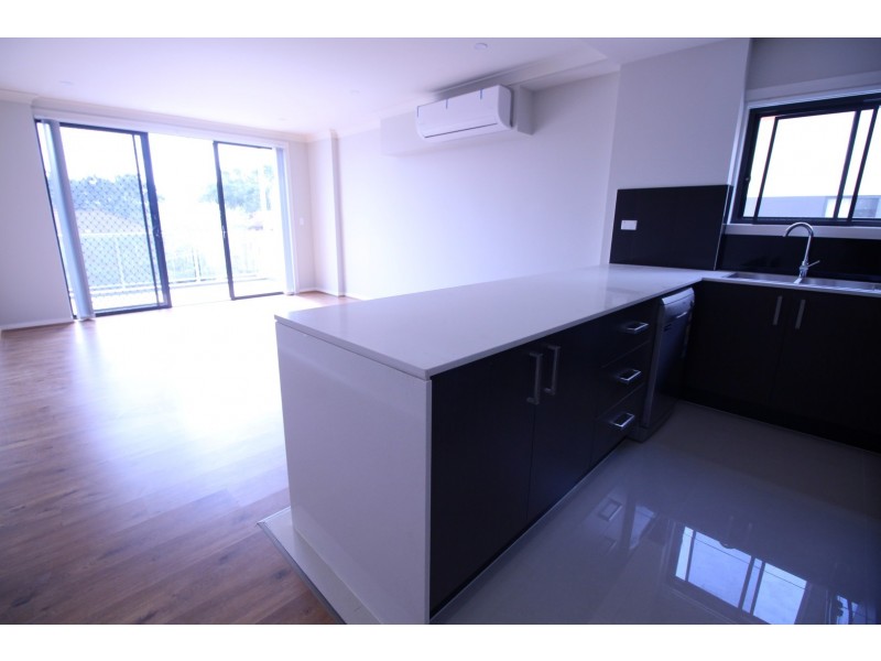 18/2-4 Amos St, Westmead NSW 2145