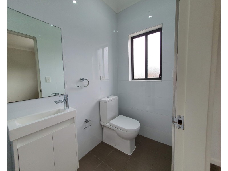 8/1-3 Louis Street, Granville NSW 2142