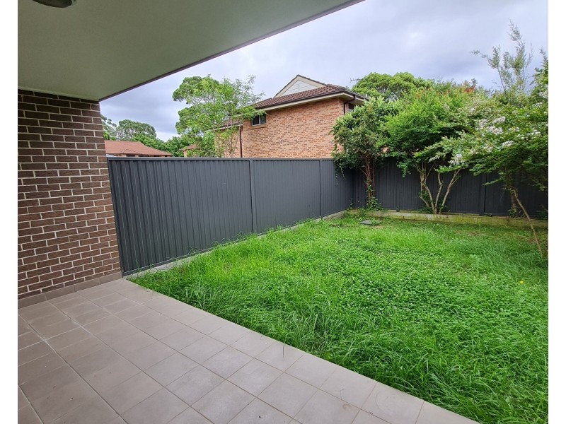 8/1-3 Louis Street, Granville NSW 2142