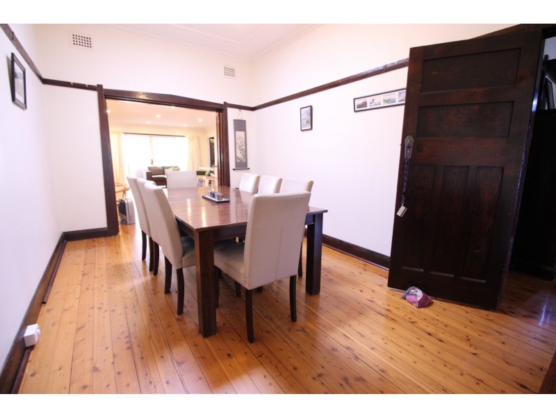 31 Grand Ave, West Ryde NSW 2114