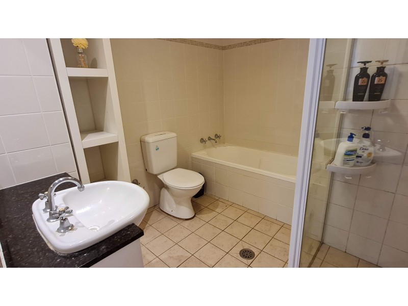 33/15-23 ORARA STREET, Waitara NSW 2077