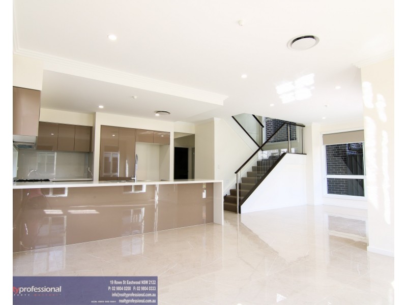 33 Winnima Cct, Pemulwuy NSW 2145