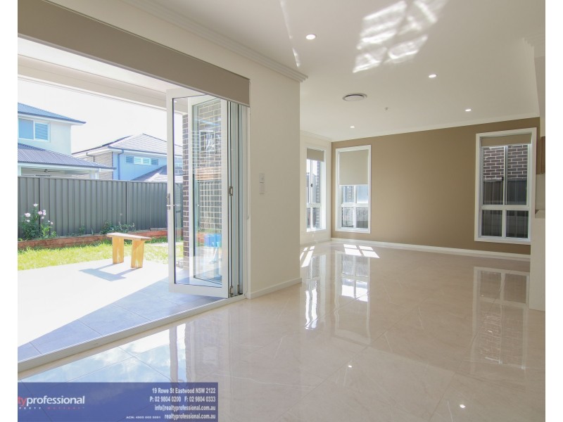 33 Winnima Cct, Pemulwuy NSW 2145