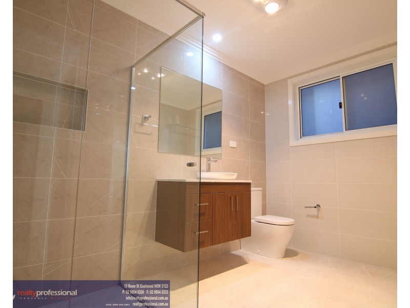 33 Winnima Cct, Pemulwuy NSW 2145