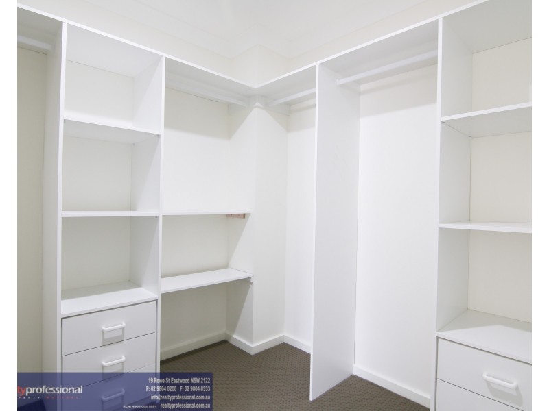 33 Winnima Cct, Pemulwuy NSW 2145