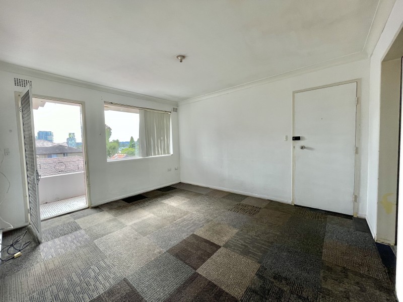 6/42 Wigram Street, Harris Park NSW 2150