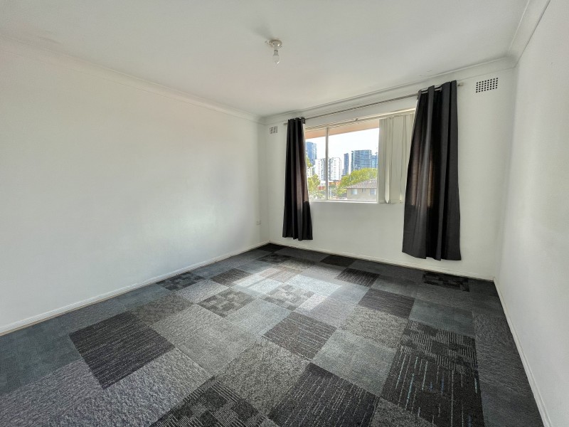 6/42 Wigram Street, Harris Park NSW 2150