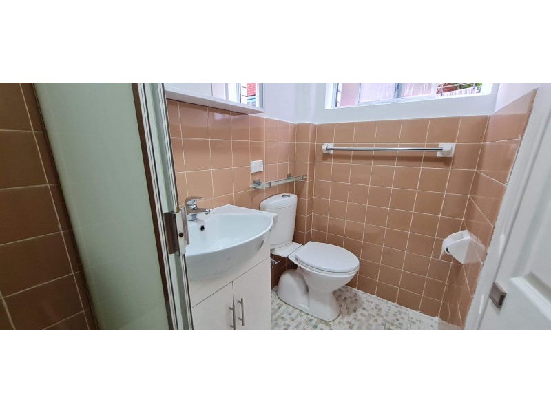 2/23 MAY STREET, Eastwood NSW 2122