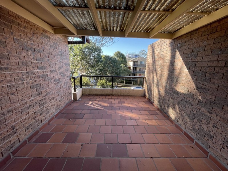 8/18 MOWLE STREET, Westmead NSW 2145