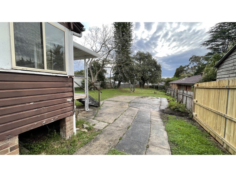 57 Balmoral St, Waitara NSW 2077