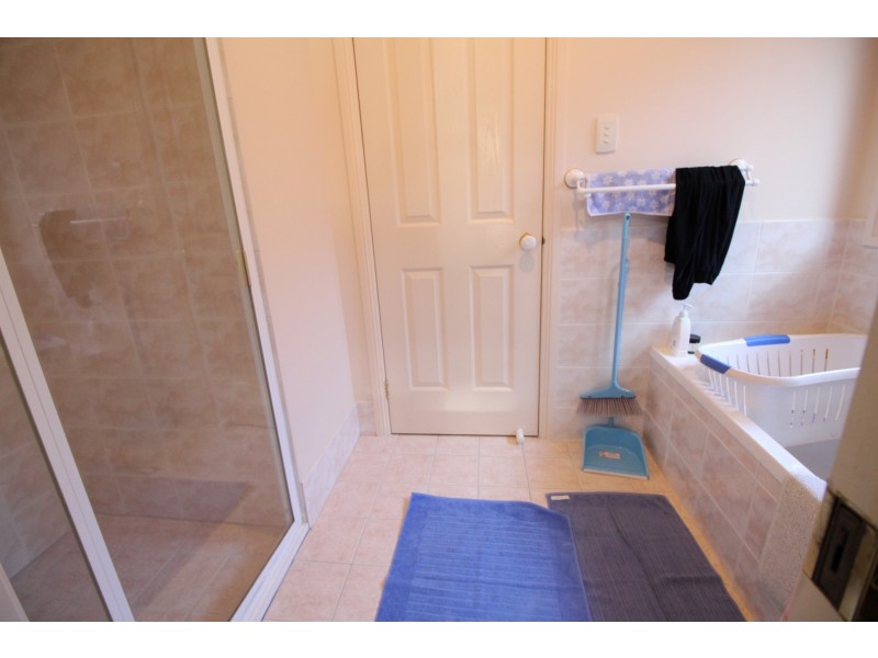 167 Quakers Rd, Quakers Hill NSW 2763