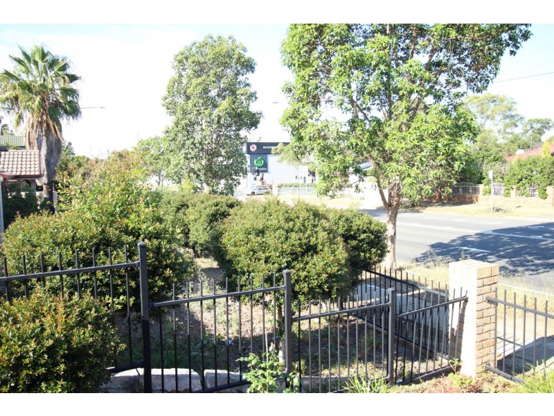 167 Quakers Rd, Quakers Hill NSW 2763