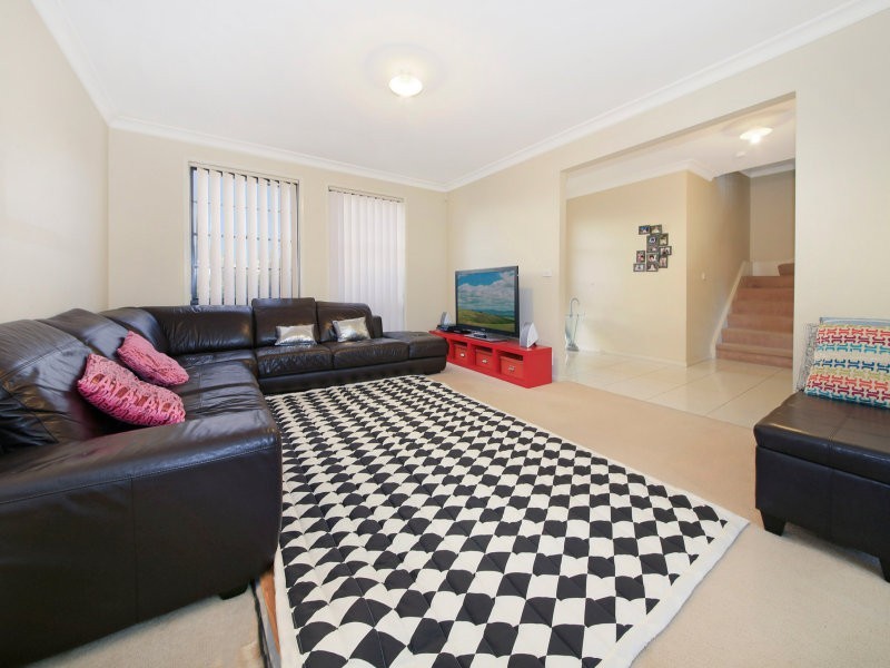 17 Mary Ann Pl, Cherrybrook NSW 2126