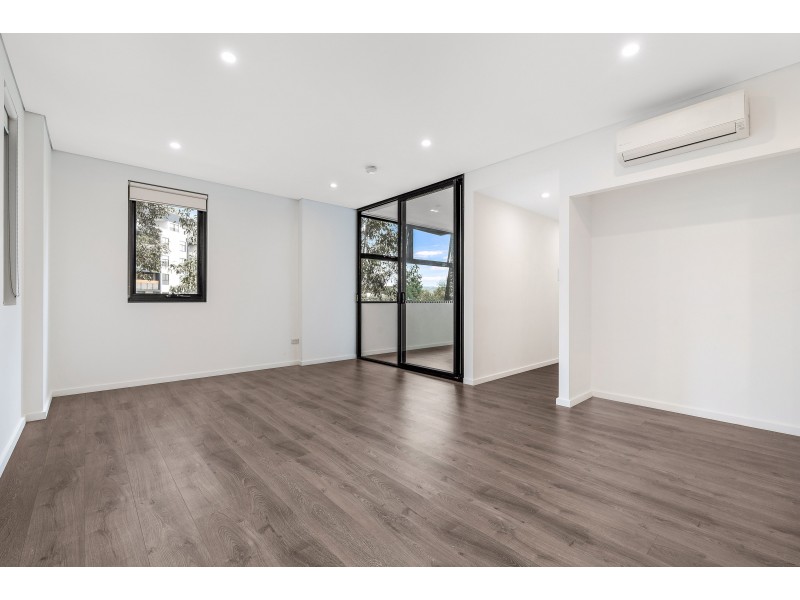 101/60 Lord Sheffield Circuit, Penrith NSW 2750