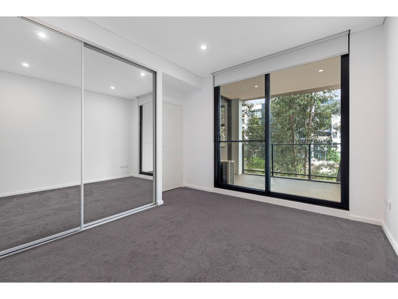 101/60 Lord Sheffield Circuit, Penrith NSW 2750