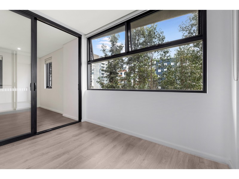 101/60 Lord Sheffield Circuit, Penrith NSW 2750