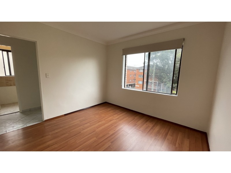 8/4-6 Fisher Street, Cabramatta NSW 2166