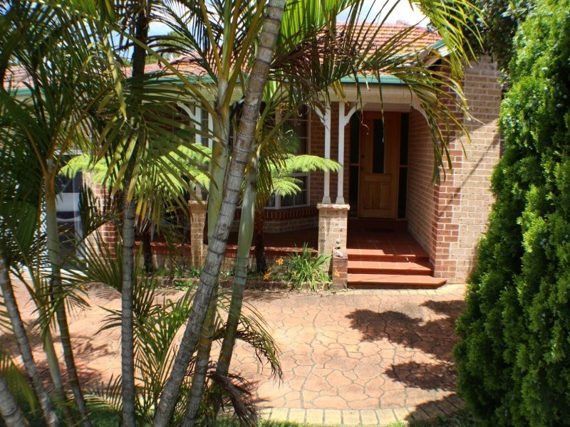 22 Hayes Avenue, Northmead NSW 2152