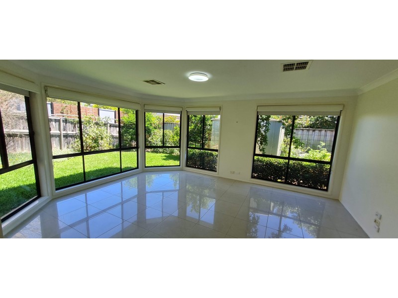 14 Brampton Dr, Beaumont Hills NSW 2155