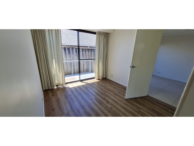 14 Brampton Dr, Beaumont Hills NSW 2155