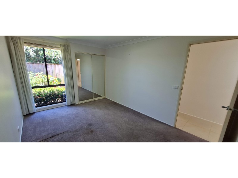 14 Brampton Dr, Beaumont Hills NSW 2155