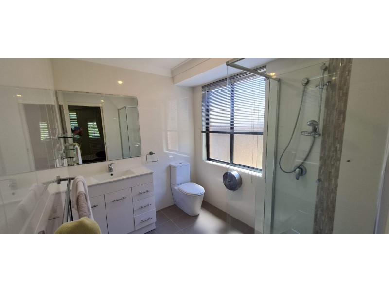 14 Brampton Dr, Beaumont Hills NSW 2155